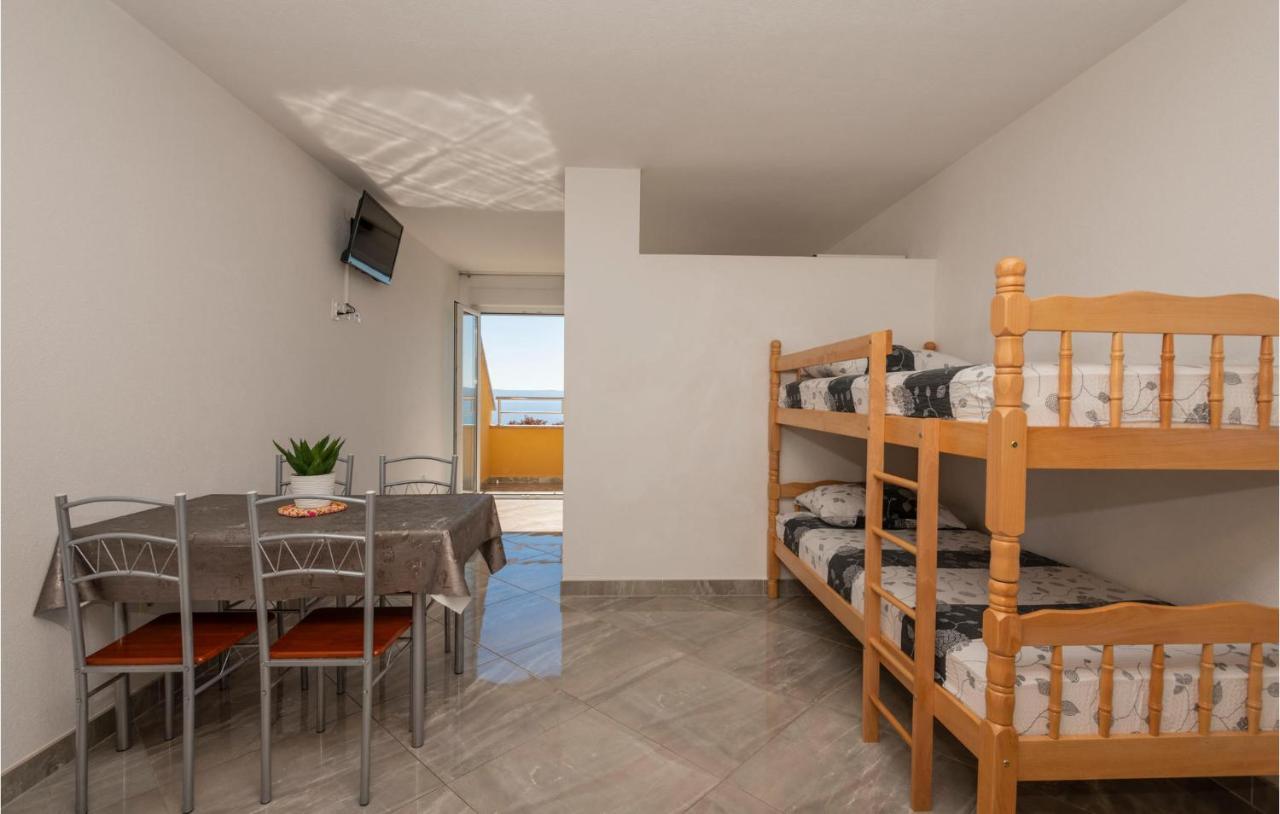Beautiful Apartment In Krvavica With Kitchen ภายนอก รูปภาพ